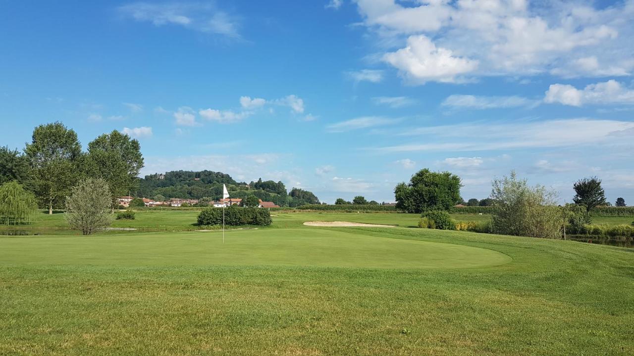 Locanda Ferro Uno, Golf Citta Di Asti Eksteriør billede