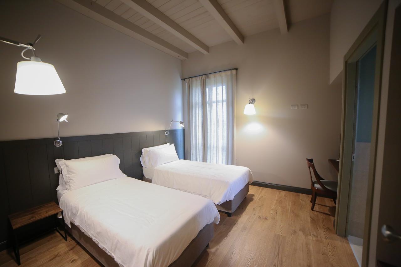Locanda Ferro Uno, Golf Citta Di Asti Eksteriør billede