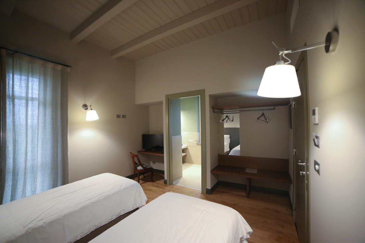 Locanda Ferro Uno, Golf Citta Di Asti Eksteriør billede